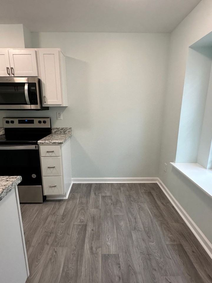 1536 Garland Way - Photo 6 of 14