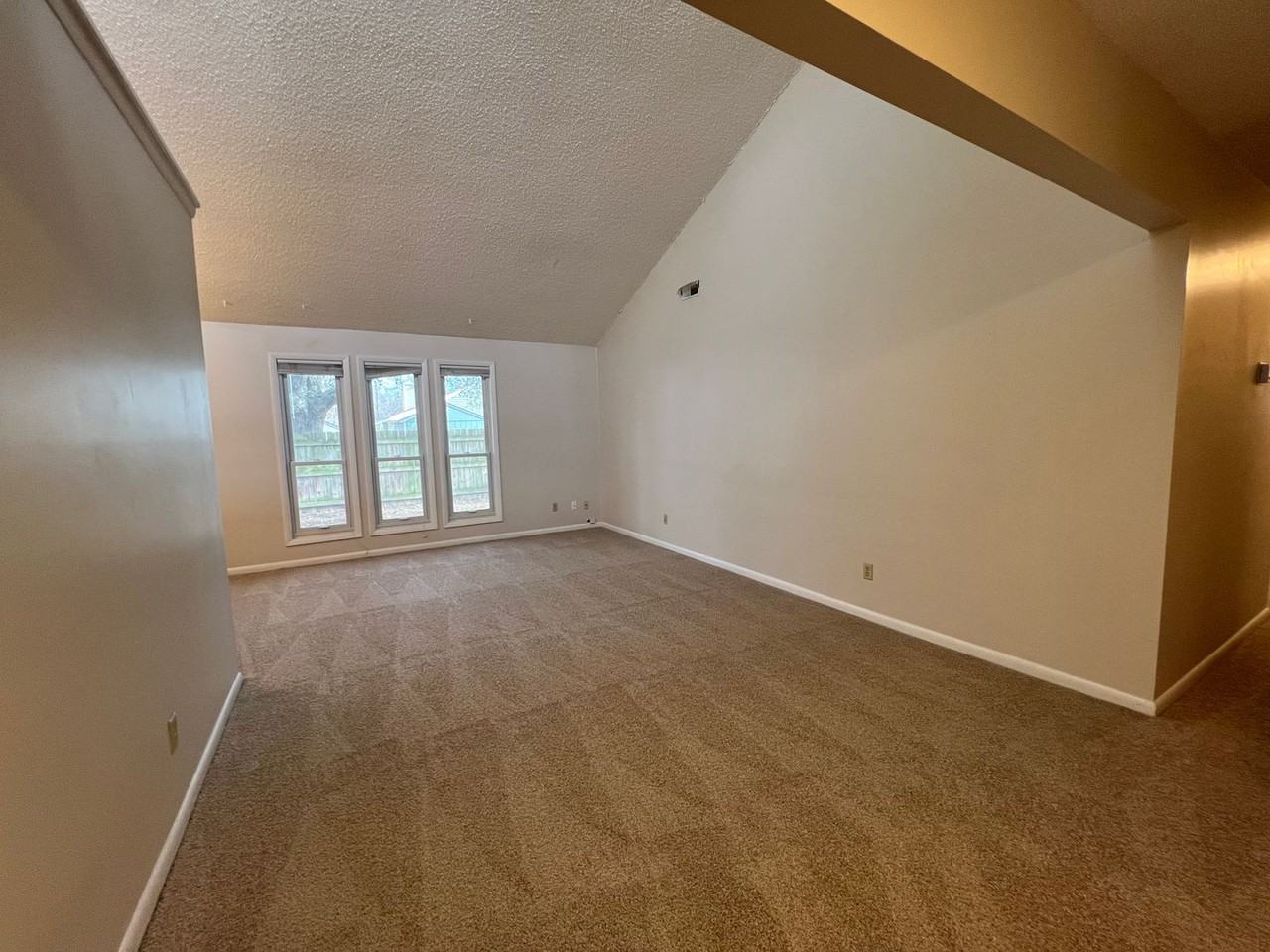 1337 Cypress Pl - Photo 6 of 27