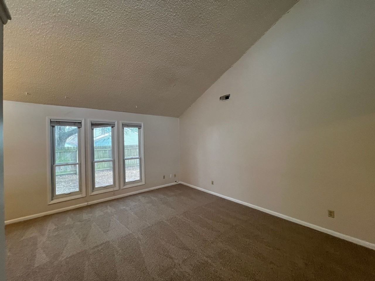 1337 Cypress Pl - Photo 7 of 27