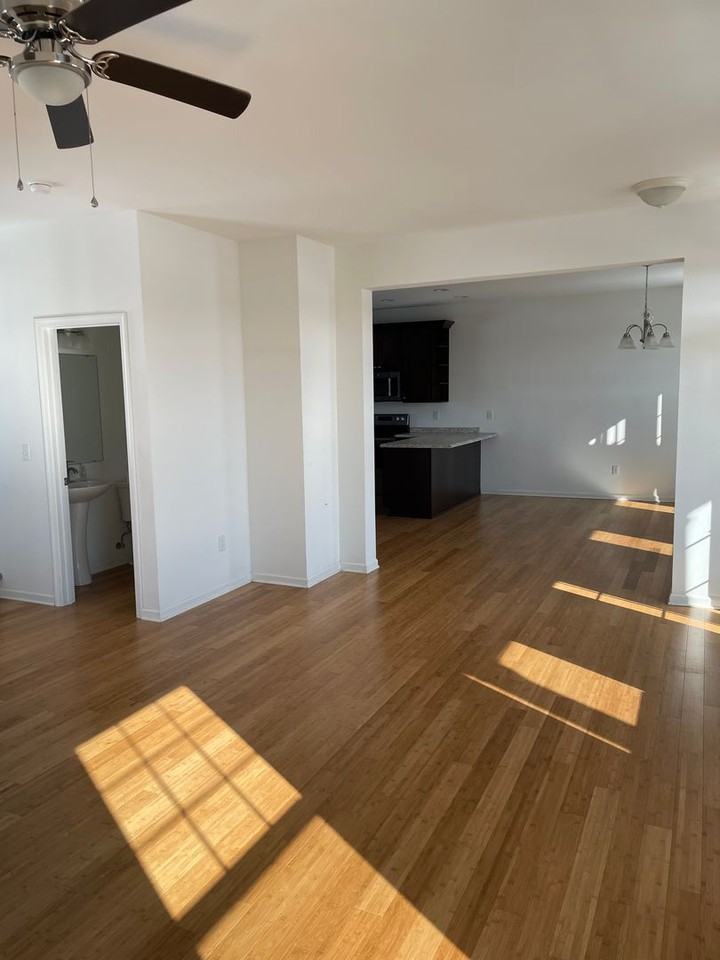 413 Evans Dr - Photo 3 of 18