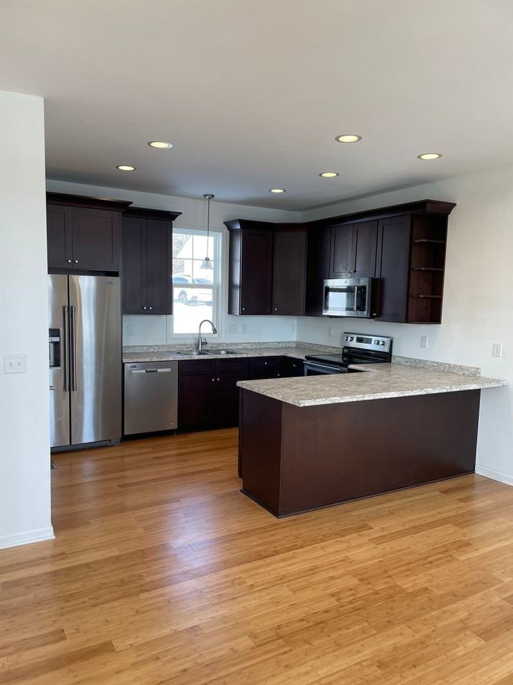 413 Evans Dr - Photo 4 of 18