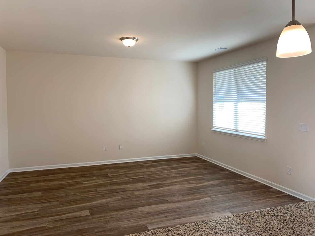 2533 Nadir Ct - Photo 5 of 24