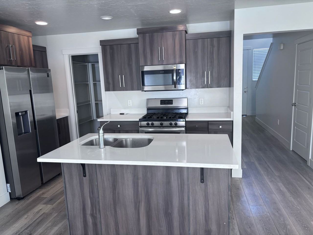 3144 E Sky Rim Way - Photo 5 of 18