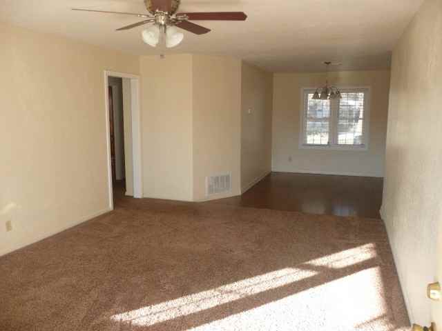 2608 Nw 17th St - Photo 3 of 18