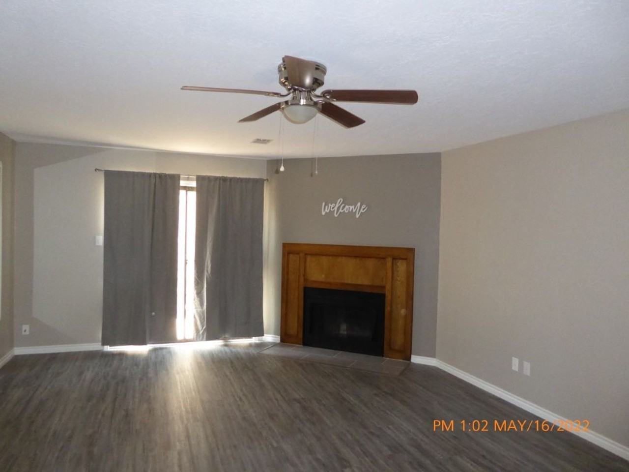 4036 Nw Ozmun Ave #D - Photo 3 of 12