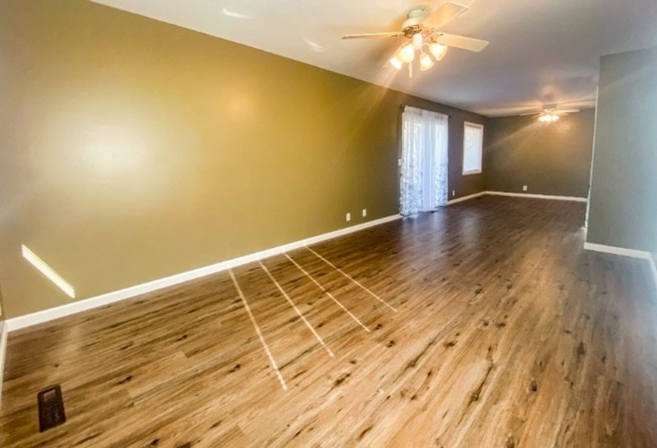 2014 Timber Creek Dr - Photo 2 of 18