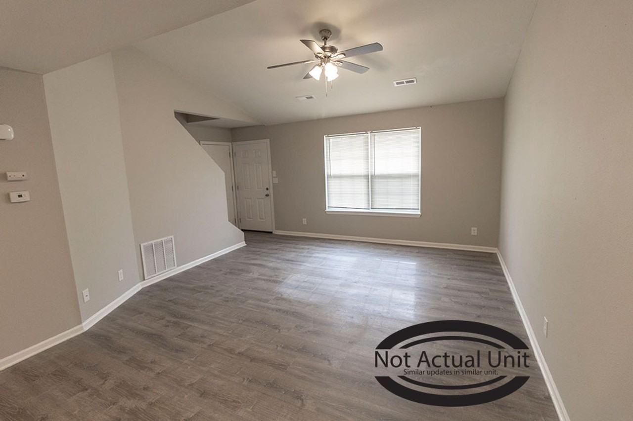 1631 Bold Ruler Ct - Photo 4 of 30