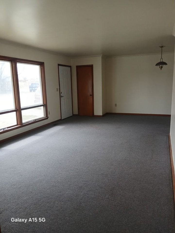 504 W Keetoowah St - Photo 3 of 16