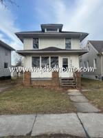 featured image of 4010 Lillie St