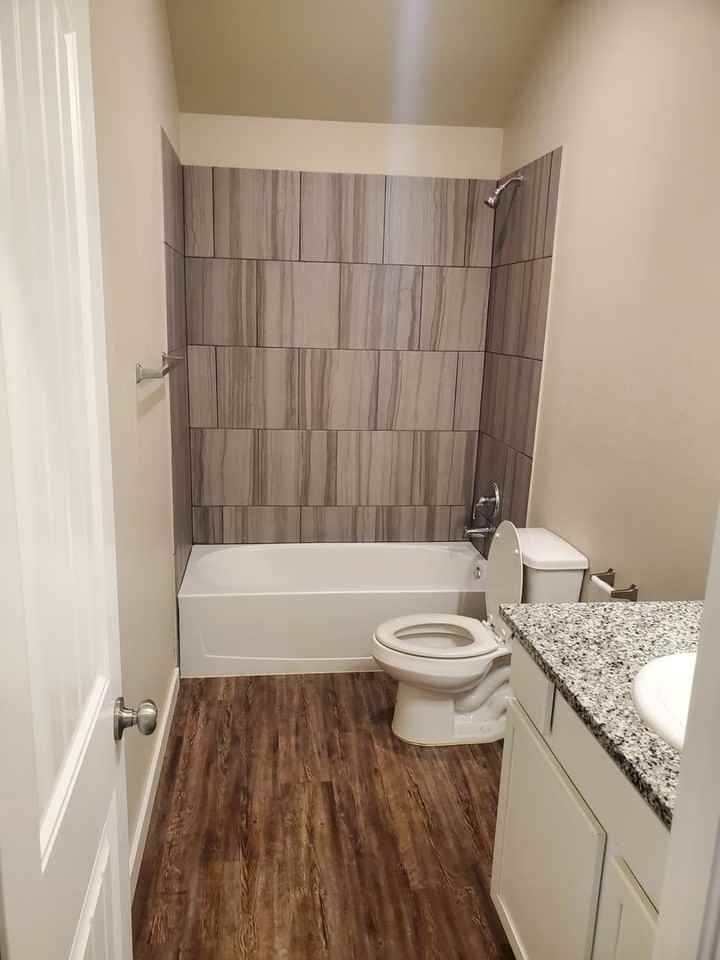 5210 Oakwood Villas Ct - Photo 2 of 15