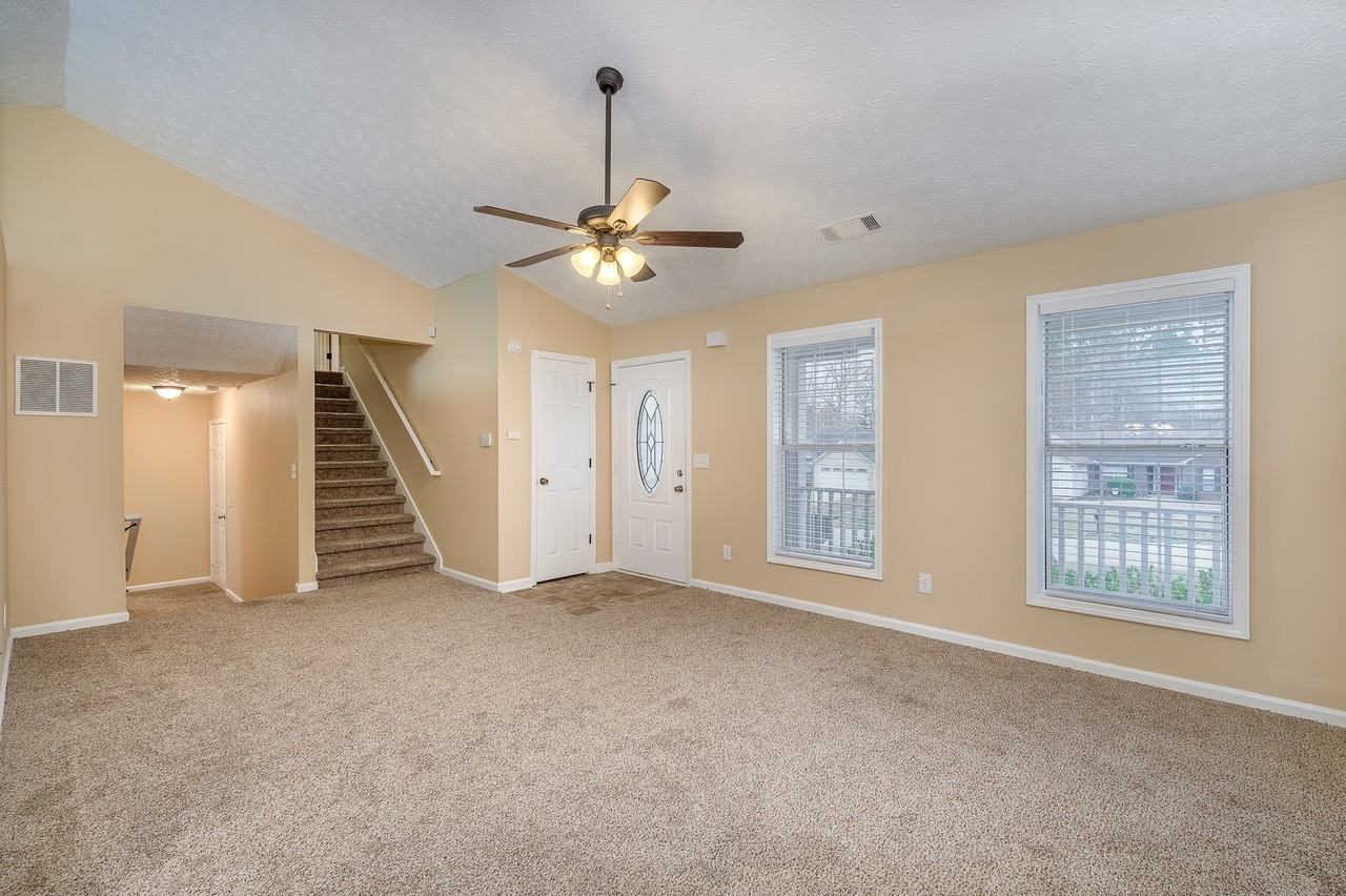 70 Burdell Dr - Photo 5 of 16