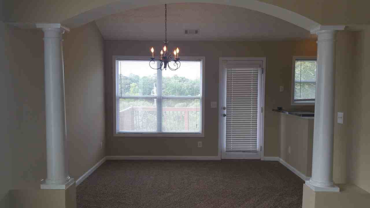 7109 Creeksong Dr - Photo 2 of 17