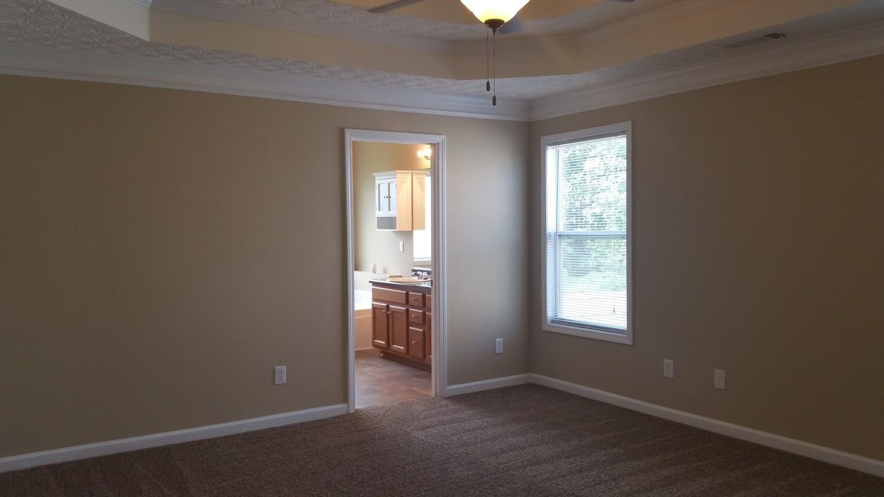 7109 Creeksong Dr - Photo 7 of 17