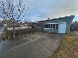 featured image of 455 Mount Ave