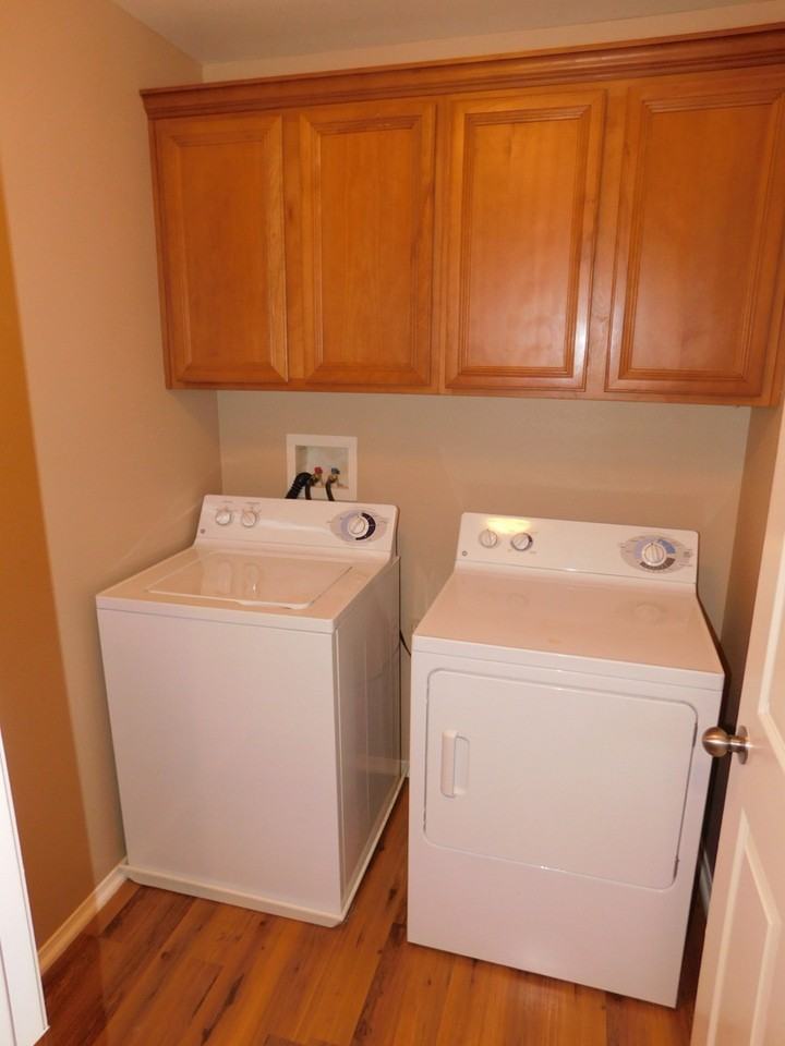 8240 Wildwood Glen Dr - Photo 4 of 13