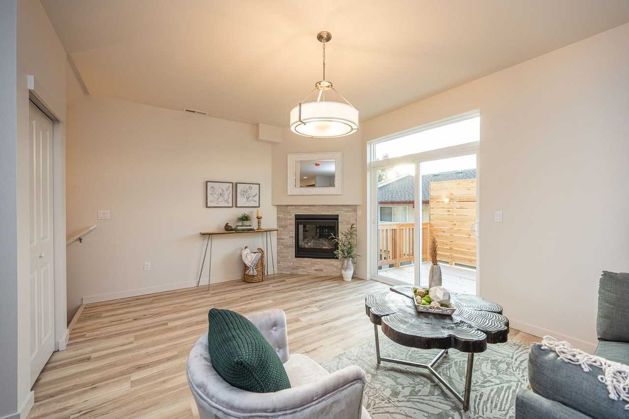 334 9th Ave Se #B7 - Photo 5 of 16