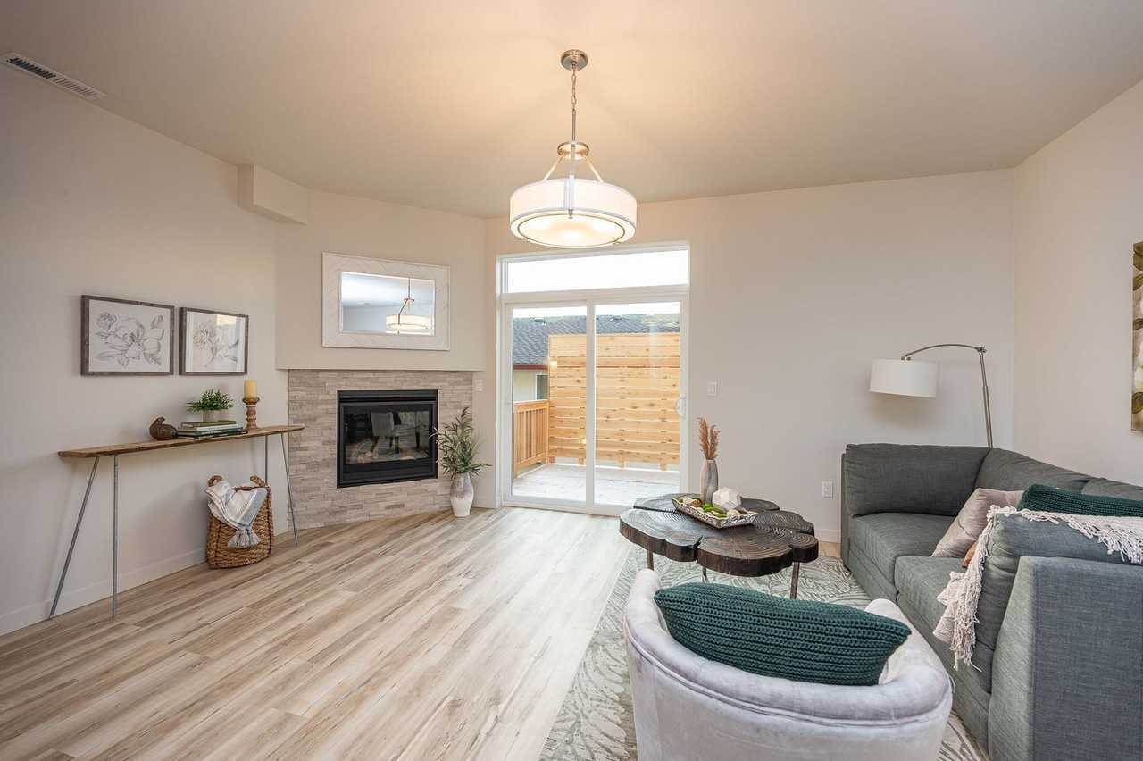 334 9th Ave Se #B7 - Photo 3 of 16