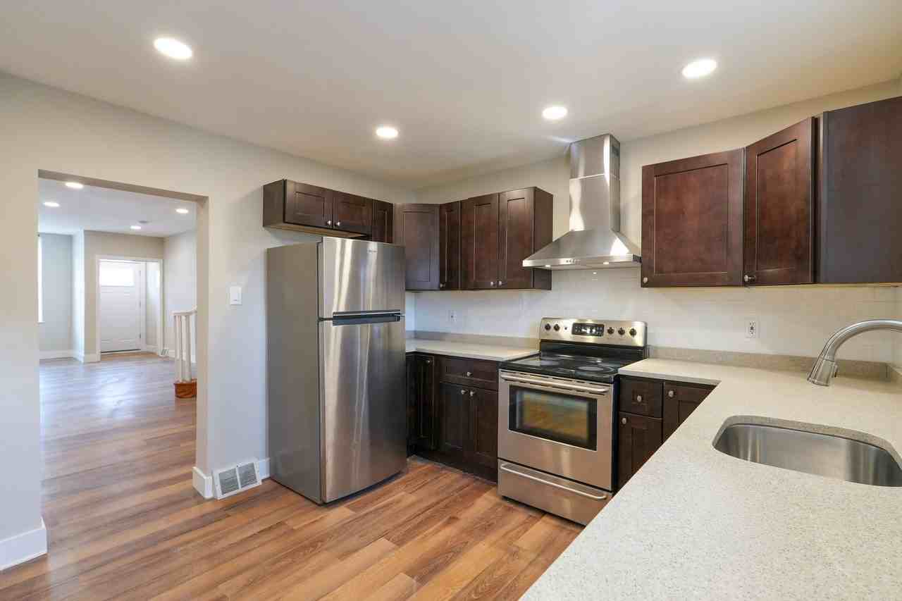 1519 S 26th St - Photo 6 of 25