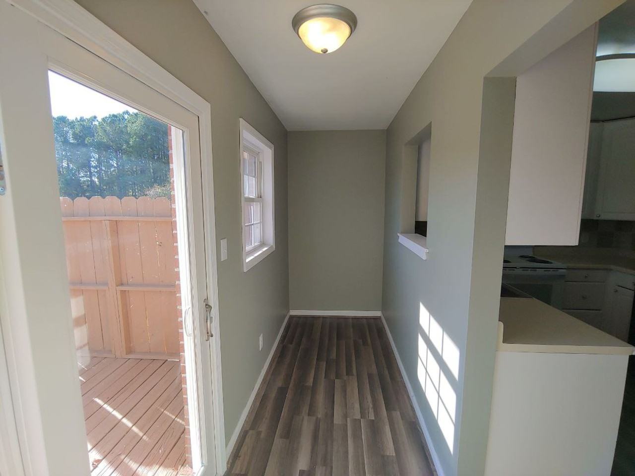 542 Loop Rd - Photo 7 of 21