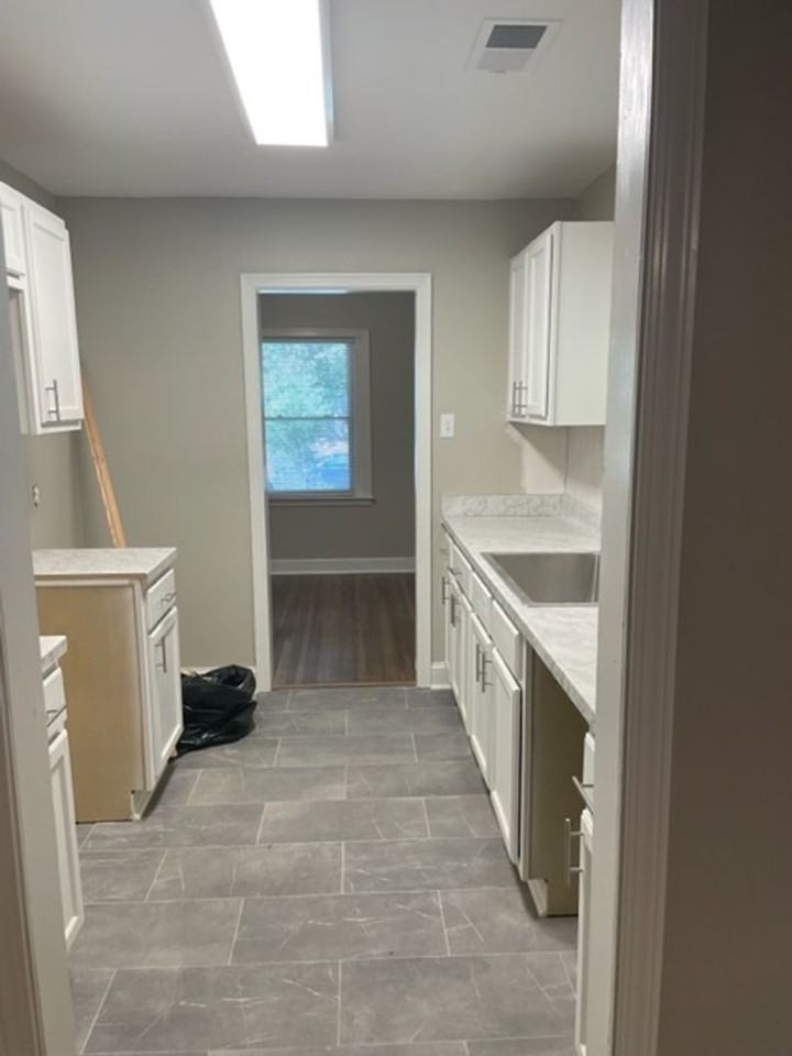 4439 Leatherwood Rd - Photo 4 of 11