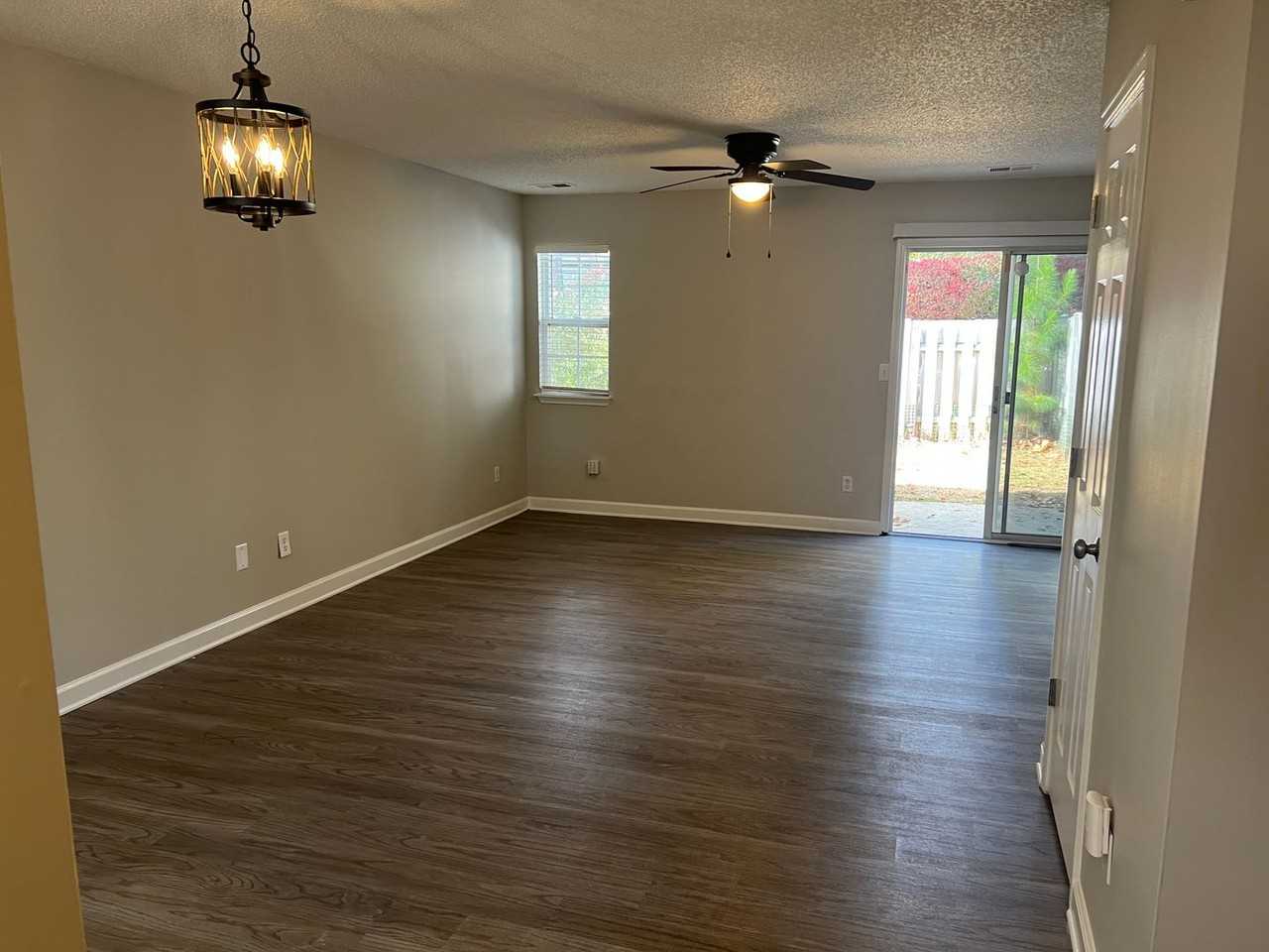6075 Cougar Ln - Photo 2 of 7