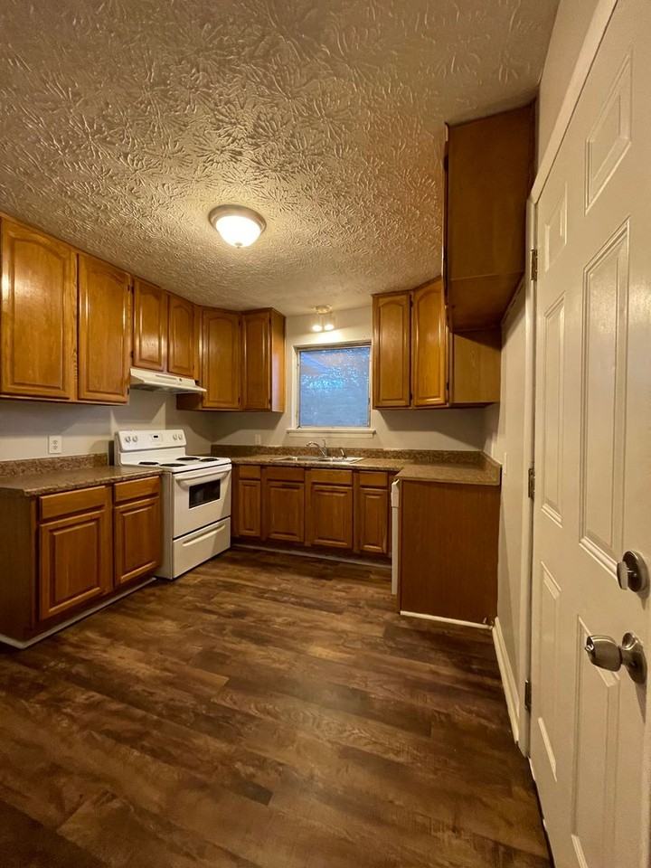 3551 Cottonwood Dr - Photo 5 of 16