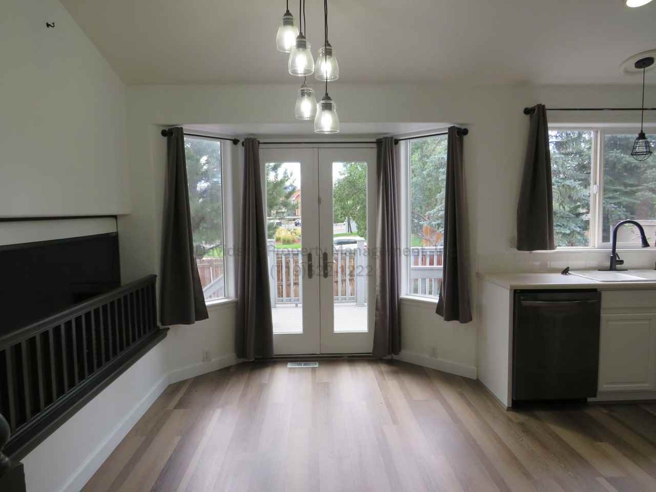 6369 Cache Dr - Photo 3 of 16