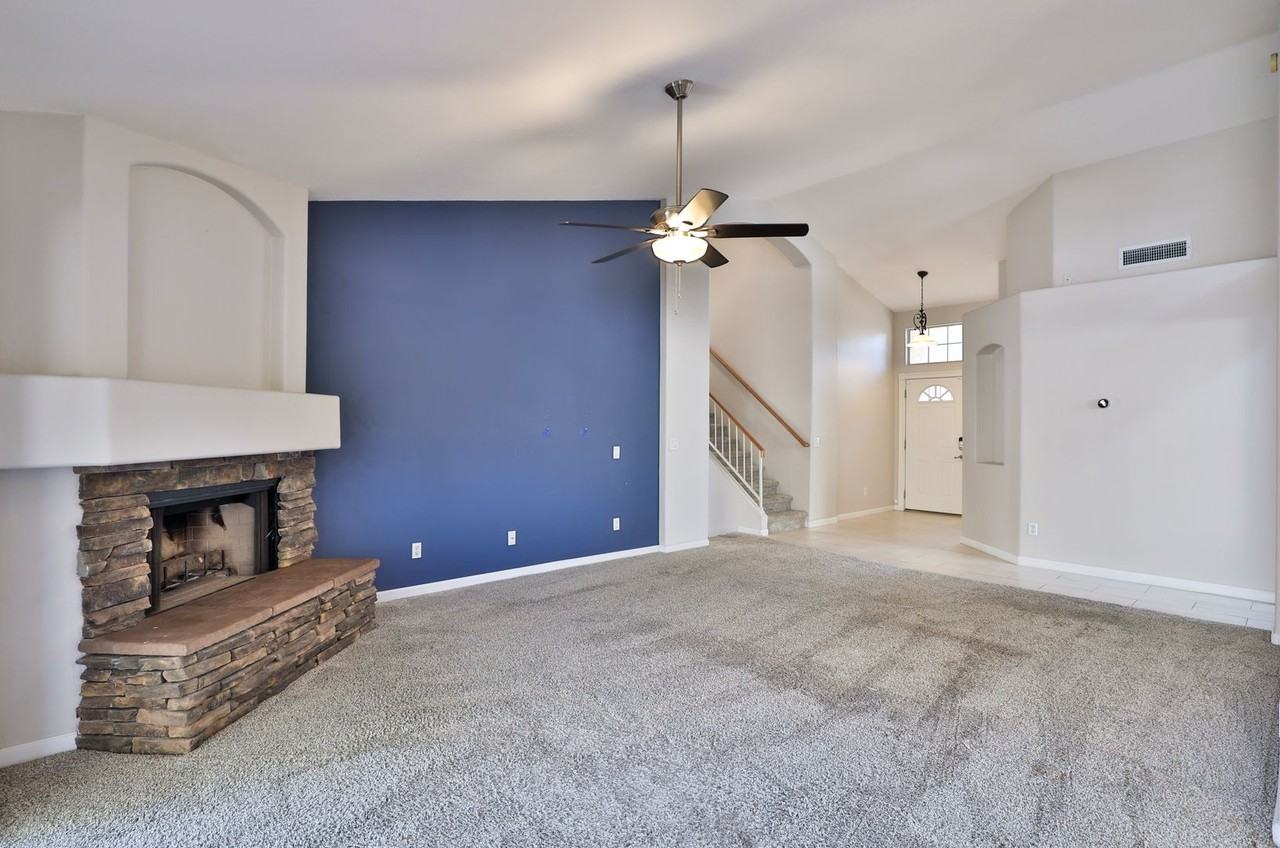 1408 E San Remo Ave - Photo 6 of 41