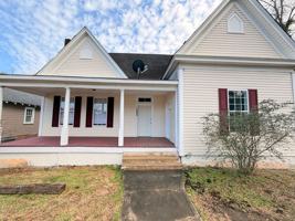 featured image of 1300 N Broad St Ne