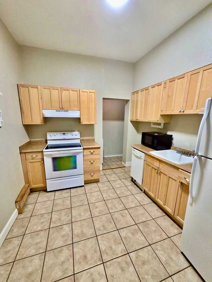 3127 W 28th Ave #7 - Photo 5 of 12