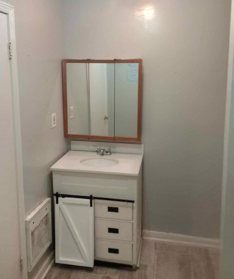 623 Sidney Cir - Photo 4 of 6