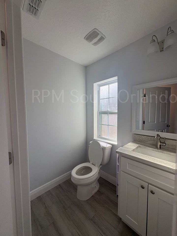 12235 Fox Hound Ln - Photo 7 of 15