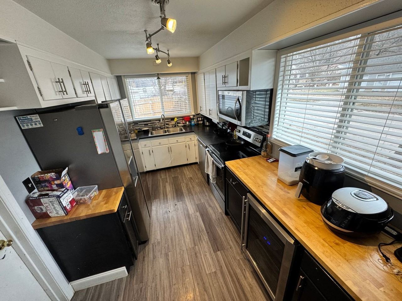 800 Bertrand St - Photo 2 of 7