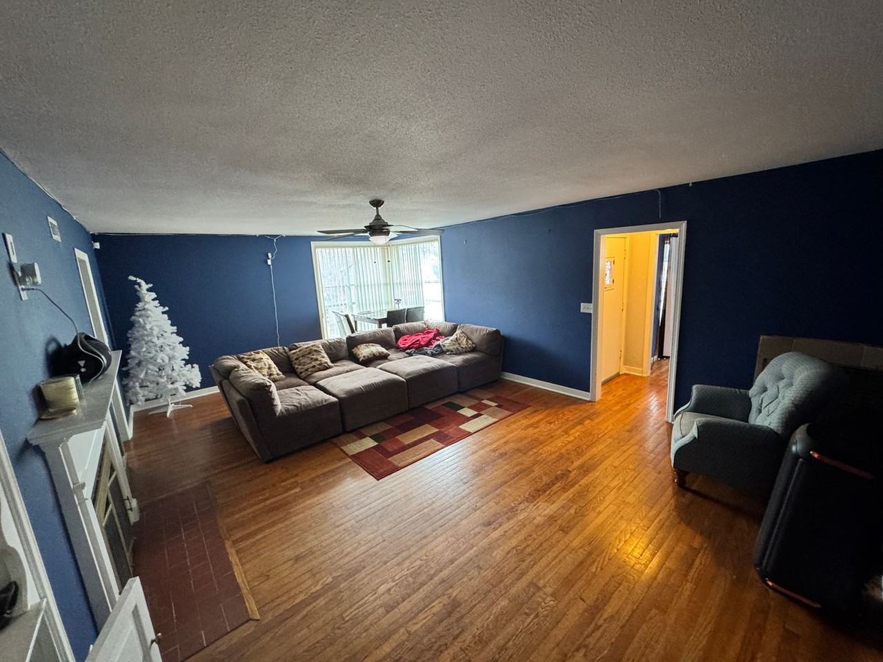 800 Bertrand St - Photo 3 of 7