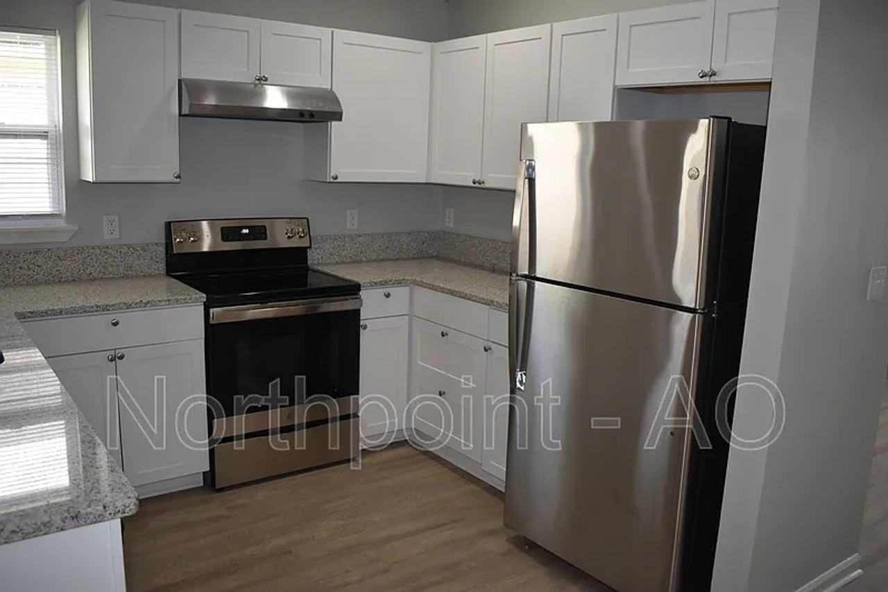 8573 Cheryl Ann Ln - Photo 2 of 13