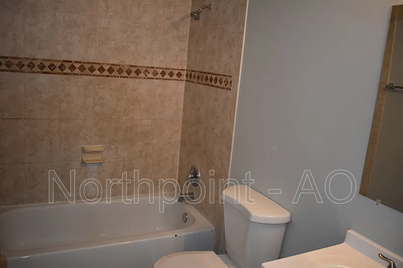 8573 Cheryl Ann Ln - Photo 6 of 13