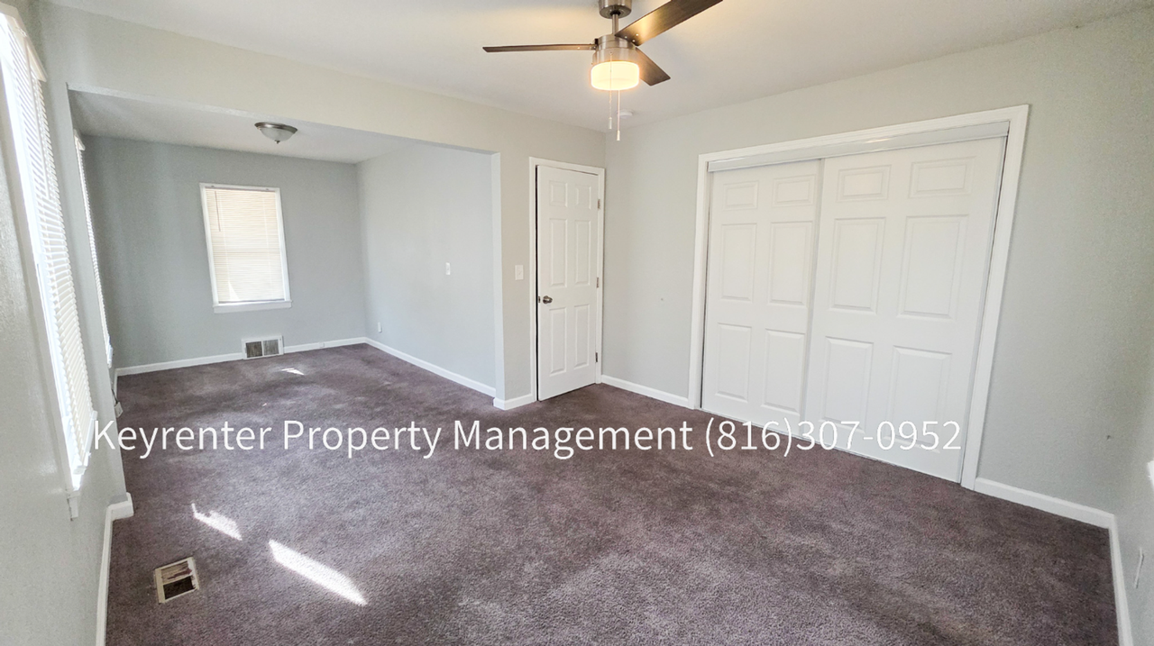 1817 E 83rd Ter - Photo 6 of 22