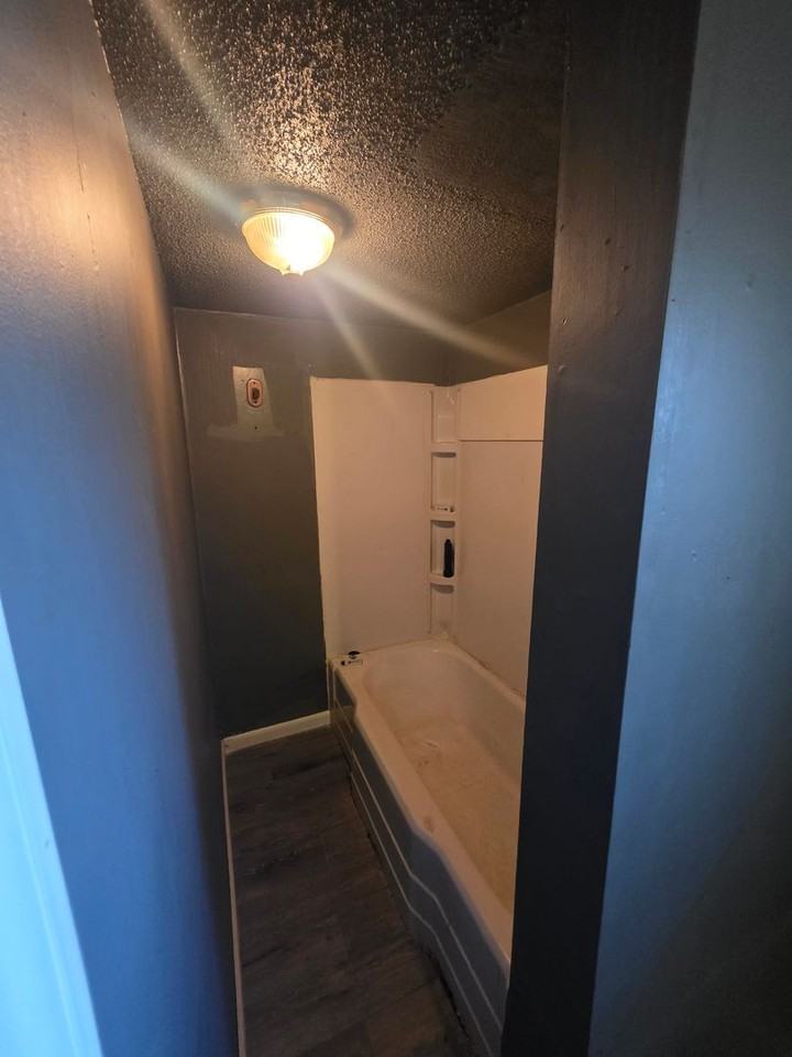 1713 Loretta Ave - Photo 6 of 8