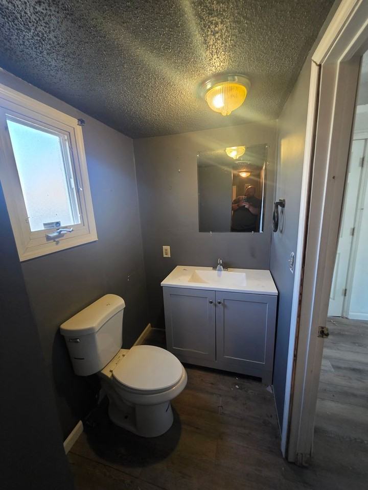 1713 Loretta Ave - Photo 7 of 8