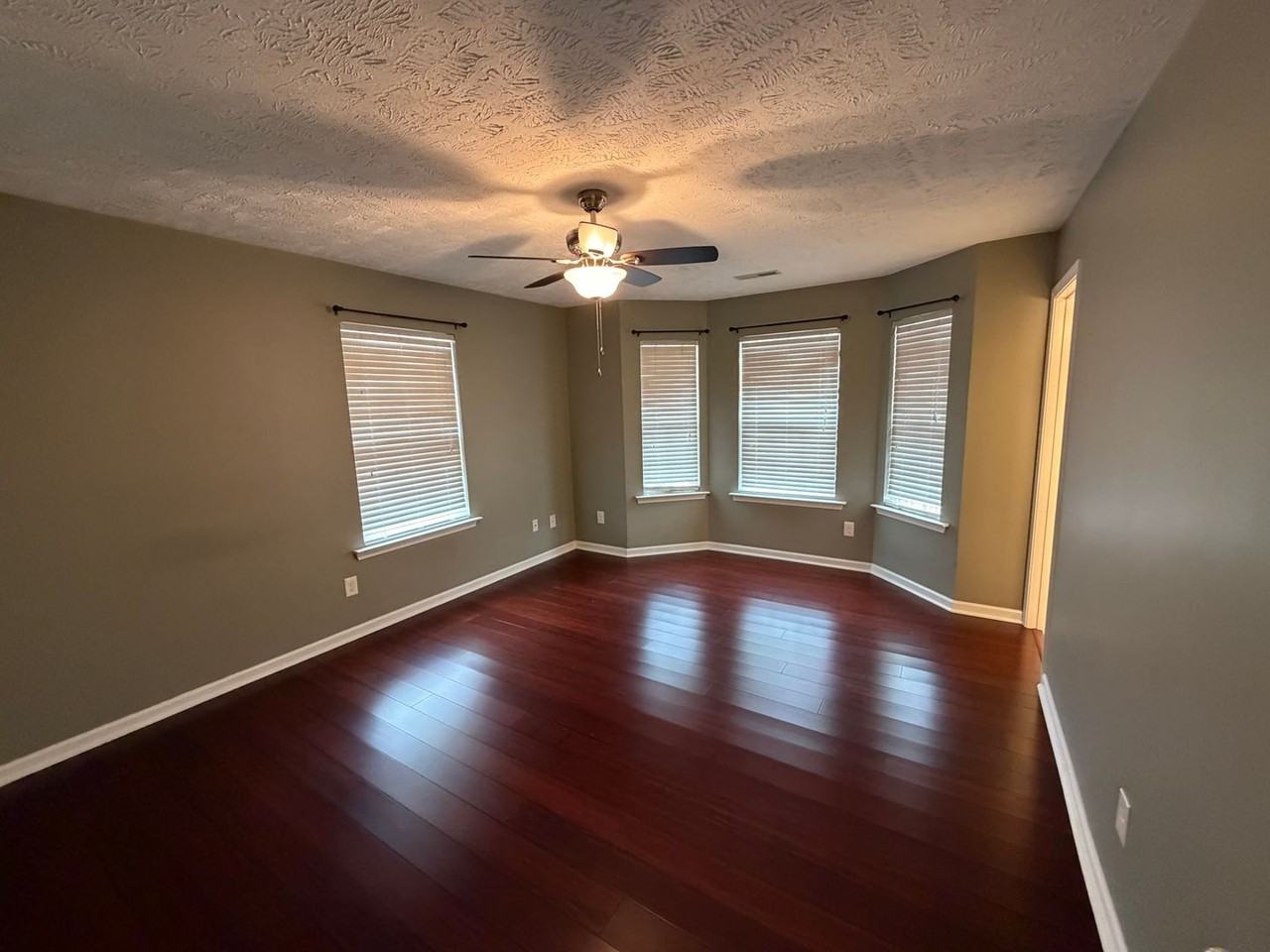 3130 Barretts Ridge Dr - Photo 3 of 20