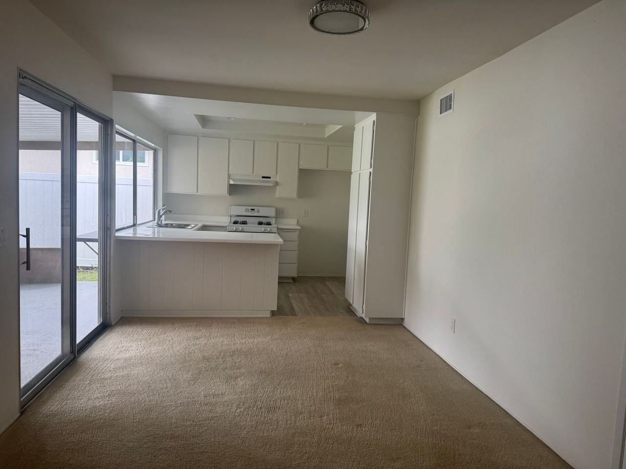 7014 Lemonwood Ln - Photo 4 of 15