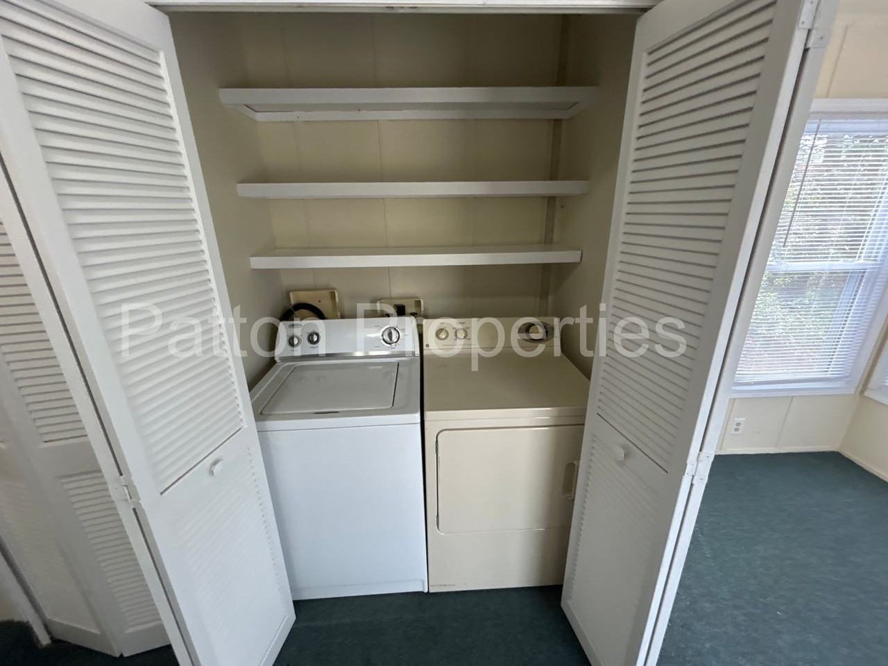 1137 Osage Ave - Photo 7 of 23