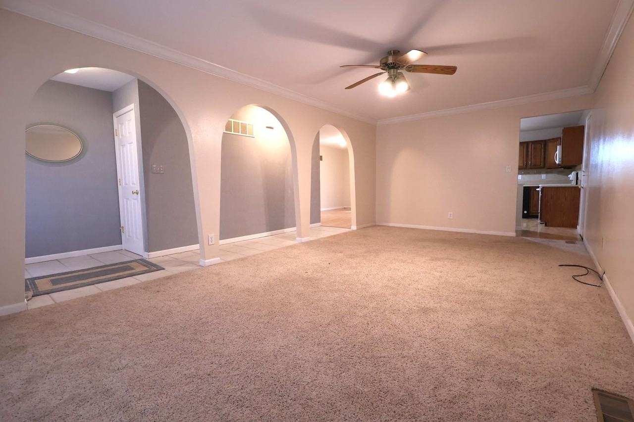 542 Lemonwood Dr - Photo 5 of 41