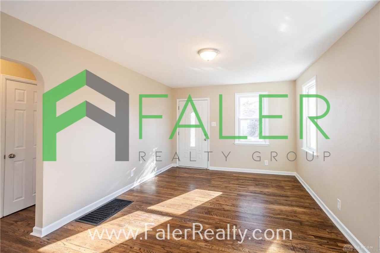 4103 Cleveland Ave - Photo 3 of 15