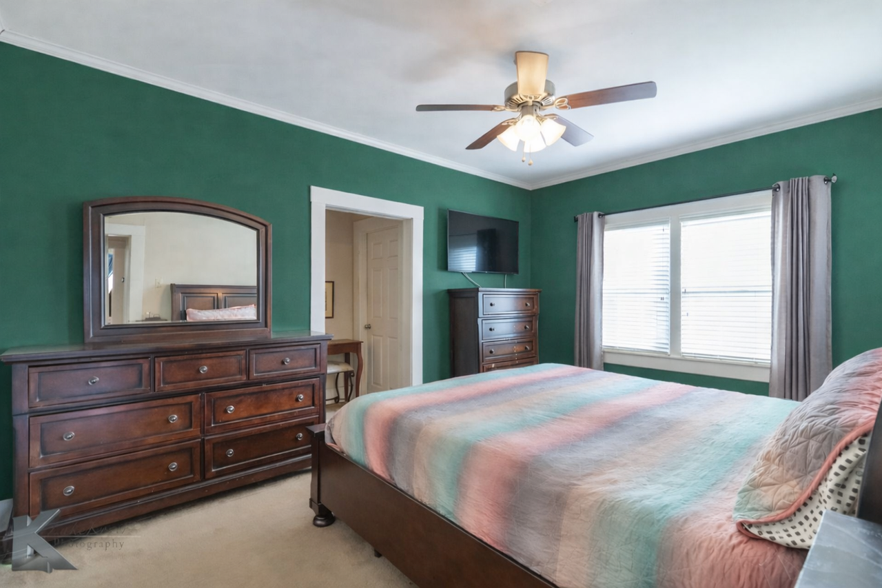 1510 N 18th St - Photo 3 of 15