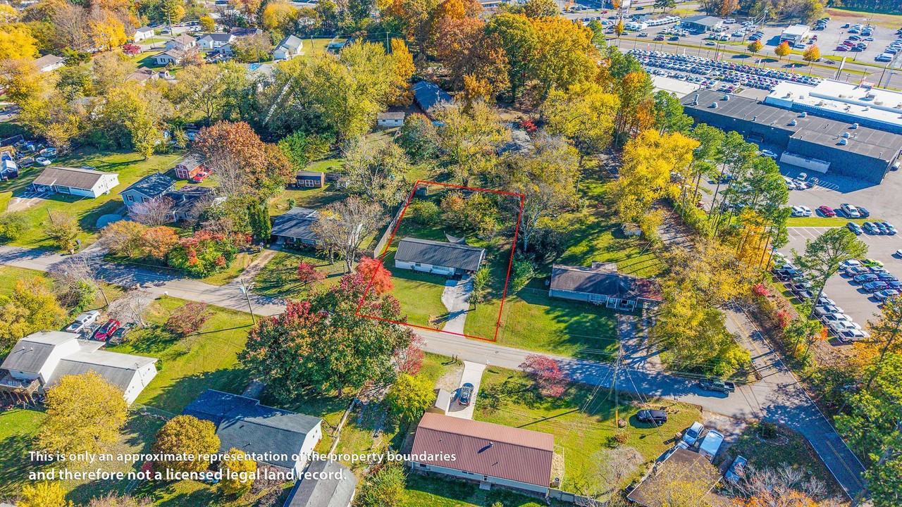 316 Sky Dr - Photo 3 of 36