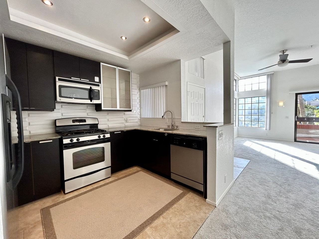 2601 S Broadmoor Dr #63 - Photo 4 of 29