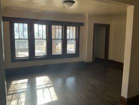 3716 W Roberts St - Photo 1 of 1