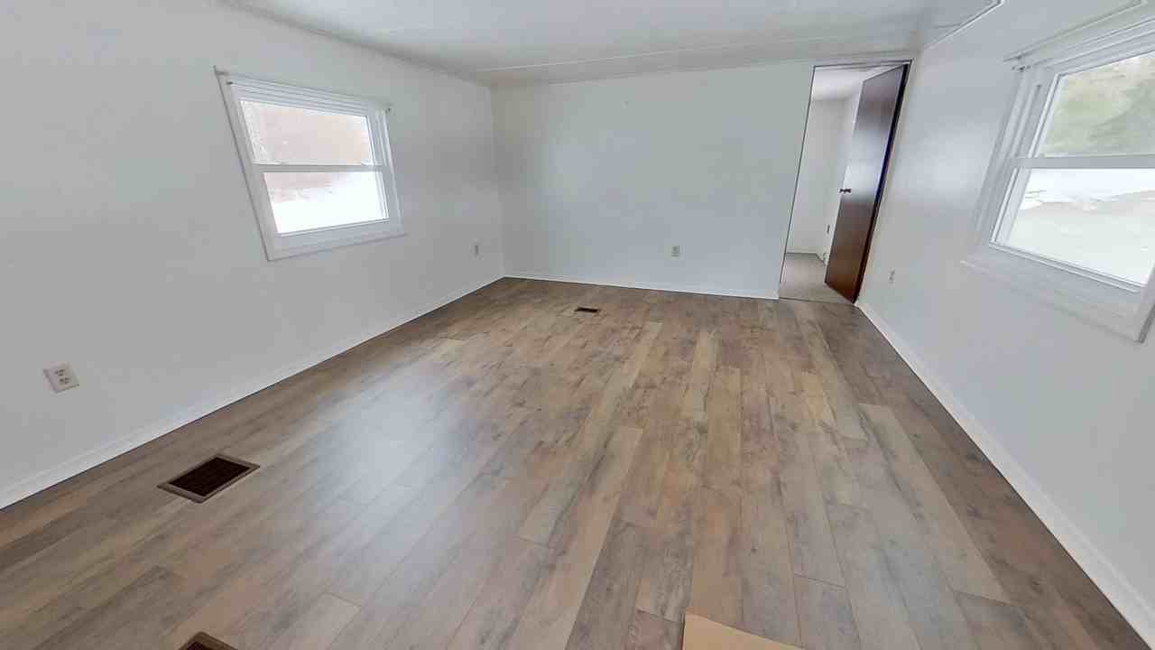 44 Timber Ln - Photo 4 of 11