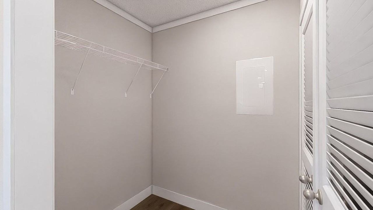 704 Holiday Park Vlg - Photo 6 of 10